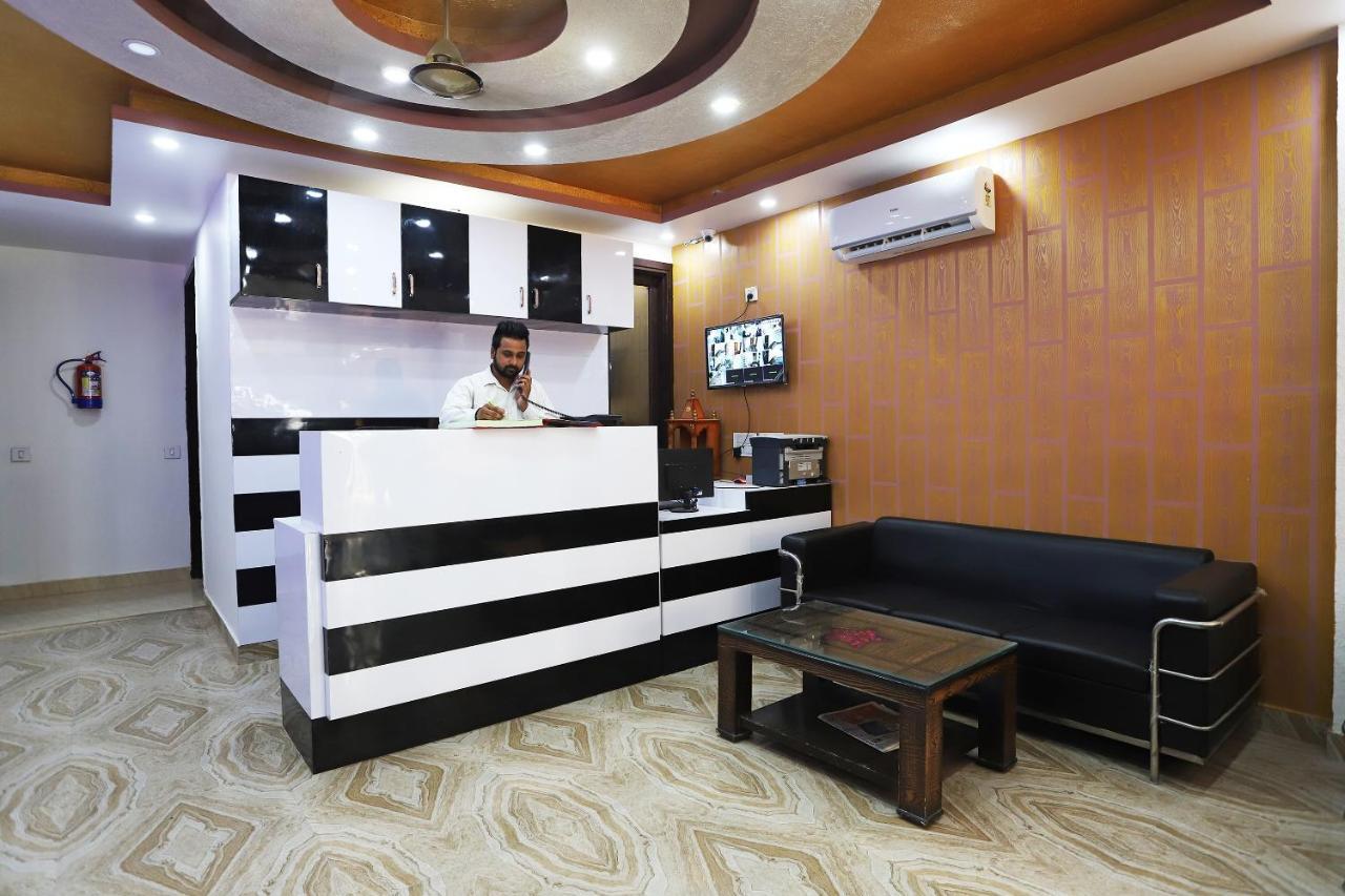 Hotel Oyo Flagship 42619 Diamond Key Delhi  Esterno foto