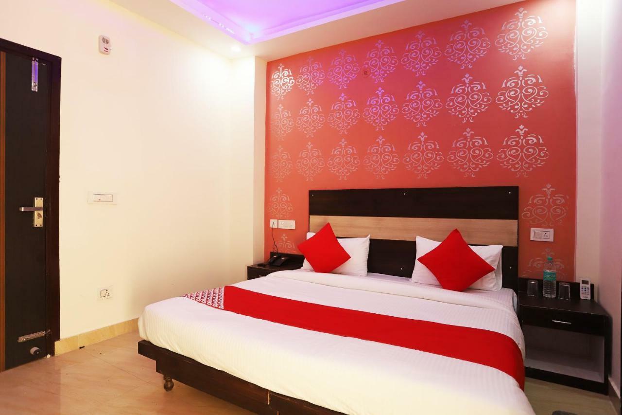 Hotel Oyo Flagship 42619 Diamond Key Delhi  Esterno foto
